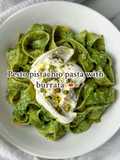 Pesto pistachio Pasta with burrata