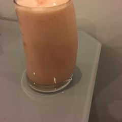 A picture of Creamy and cooling watermelon coconut milkshake.