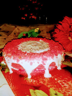 रेड वेलवेट केक (Red velvet cake recipe in Hindi) रेसिपी मुख्य फोटो