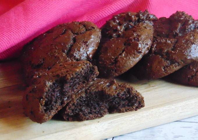Recipe of Perfect Chocolate Cake Cookies