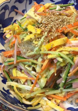 A picture of Japanese Harusame Noodle Salad.