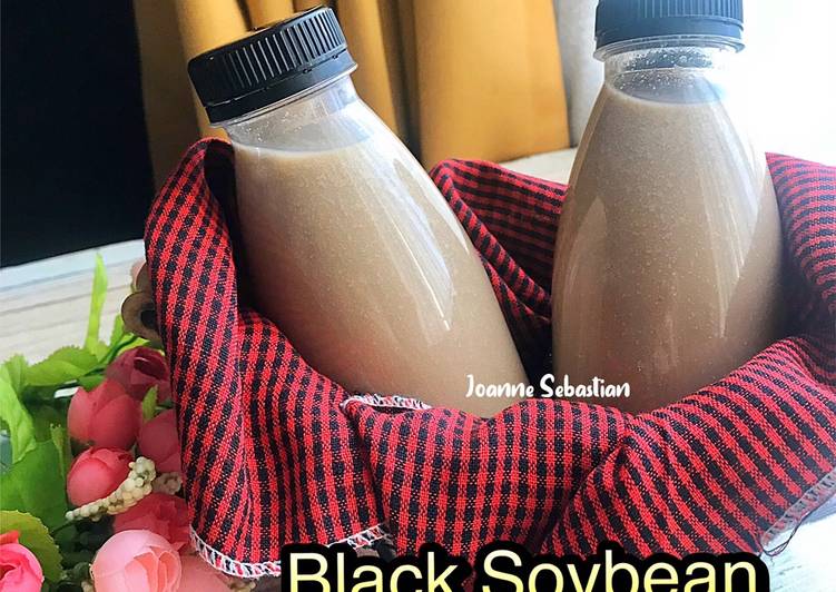 Black Soybean Milk