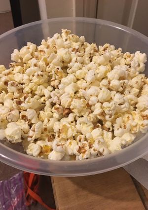 A picture of Garlic & rosemary popcorn.