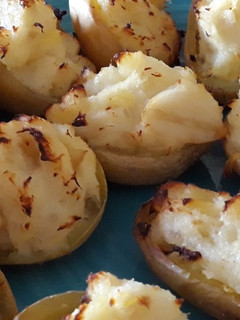 Una foto de Patatas rellenas de Brandada de Bacalao
