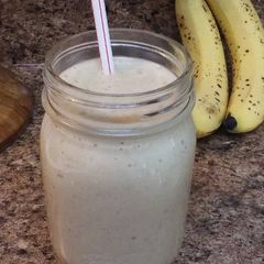 A picture of Banana Oatmeal Smoothie.
