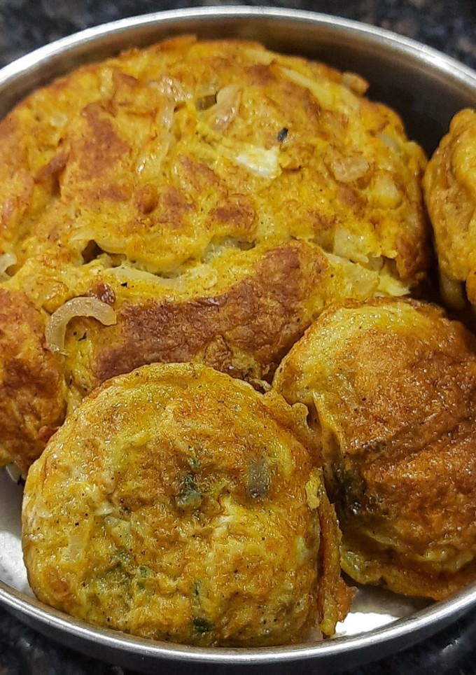 கரண்டி ஆம்லெட் செய்முறை முக்கிய புகைப்படம்