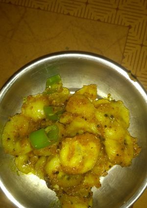 કેળા નુ શાક (Kela nu shaak recipe in Gujarati) રેસીપી મુખ્ય ફોટો