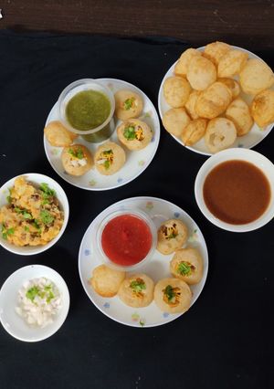 પાણીપુરી (panipuri recipe in gujarati) રેસીપી મુખ્ય ફોટો