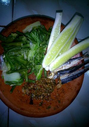 Foto resep Sambal terasi+lalapan