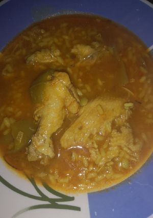Una foto de Arroz caldoso de pollo