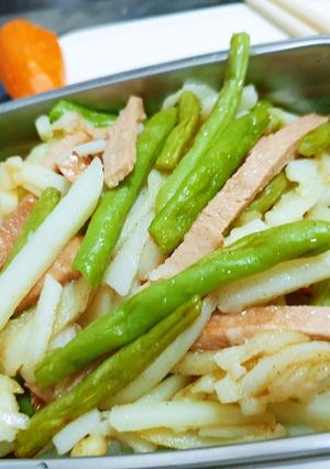 🌱春天烹飪趣🌸🥗四季豆炒馬鈴薯🥔 的食譜成品照片