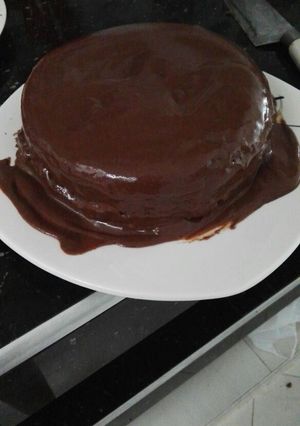 Una foto de Torta de chocolate con chocolate casero