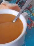 Crema de lentejas rojas y zapallito en miomat
