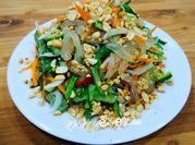 A picture of nộm sứa dưa leo