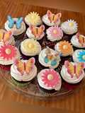 Primavera en cupcakes(bizcocho-chocolate, crema-vainilla)