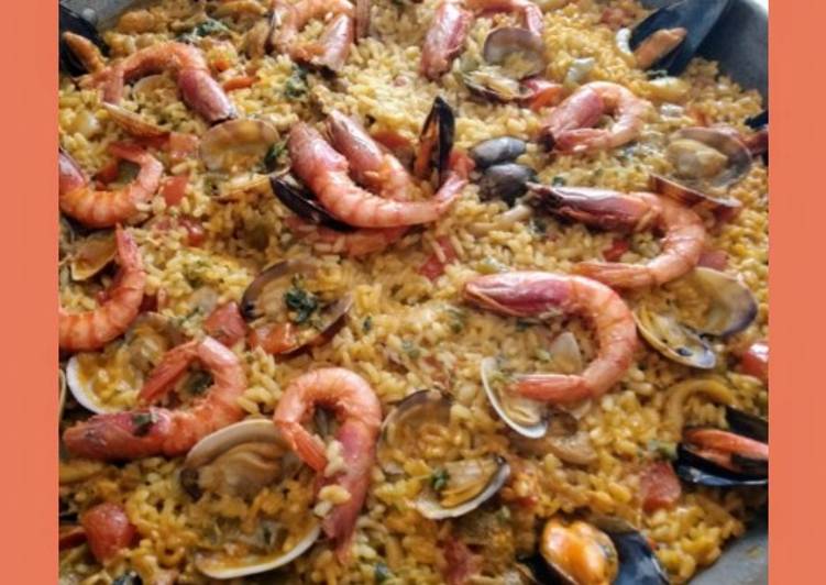 Paella marinera