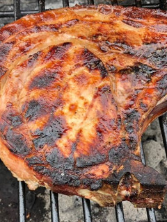 Una foto de Chuleta de cerdo a la parrilla
