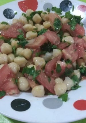 صورة لوصفة سلطة حمص المسلوق