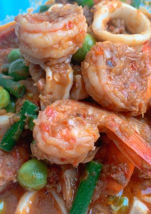 รูปของ ผัดพริกแกงปลาหมึก+กุ้ง