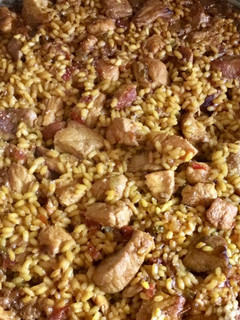 Una foto de Paella de pollo a mi manera