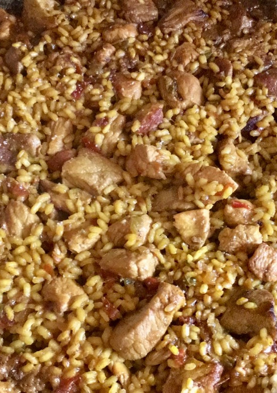 Una foto de Paella de pollo a mi manera