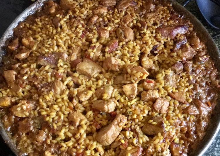 Paella de pollo a mi manera