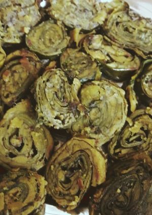 अरबी पत्ते के पकौड़े(abbi ke patto ke pakode recipe in hindi) रेसिपी मुख्य फोटो