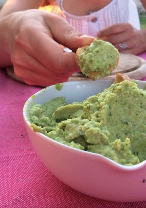 Une photo de Houmous de petits pois