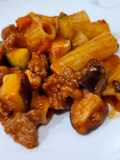Rigattoni en salsa primavera