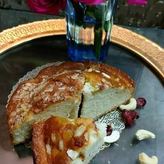 A picture of Cranberry vanilla sponge (eggless).