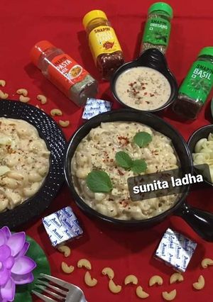 क्रीमी शेजवान मैकरॉनी(creamy schezwan macaroni recipe in hindi) रेसिपी मुख्य फोटो