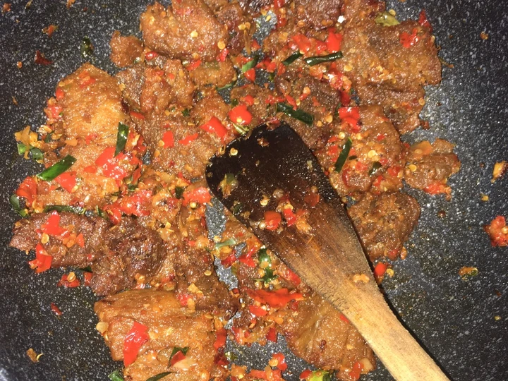 Cara Mudah Membikin Resep Dendeng sapi balado daun jeruk yang Menggugah Selera Anti Ribet, Bisa Manjain Lidah