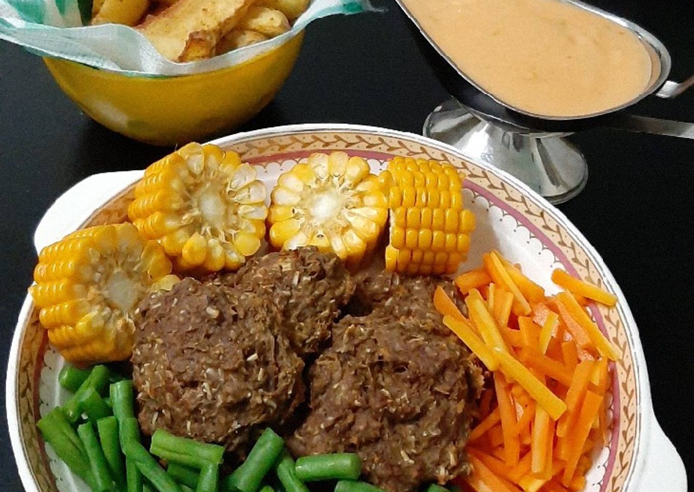 Hamburg Rice Steak Kulit Pisang