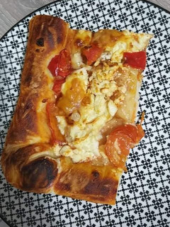 Φωτογραφία της συνταγής Χωριάτικη Πίτσα 🍕