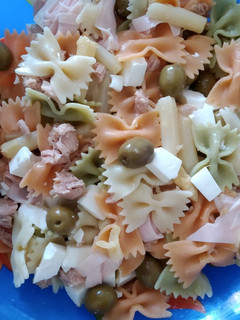 Una foto de Ensalada de pajaritas