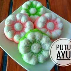 A picture of Putu Ayu.