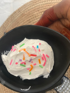 A picture of Vanilla ice cream.