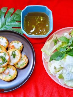 Hình của món Bánh khọt tôm mực cốt dừa.