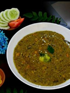બાજરા ની ખીચડી (Bajra Khichdi Recipe In Gujarati) રેસીપી મુખ્ય ફોટો