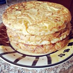 A picture of Spanish omelette /tortilla.