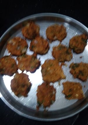 વાટી દાળ નાં ભજીયા રેસીપી મુખ્ય ફોટો