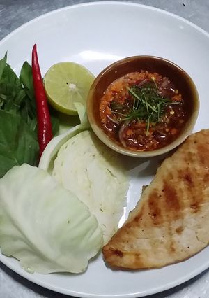 รูปของ ลาบ อกไก่ย่าง