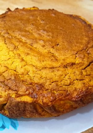 Una foto de Bizcocho de calabaza y naranja con avena