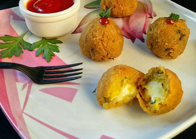 Steps to Prepare Any-night-of-the-week Bread potato cheese balls