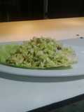 Ensalada de repollo con piña, pasas, menta, y mayonesa vegetariana, una delicia y fresca