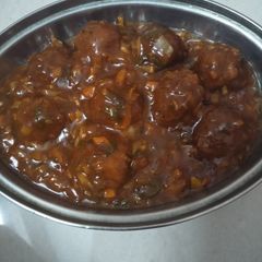 A picture of Chicken manchurian.