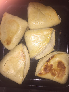 Una foto de Dobladitas rellenas con queso 🧀 y sin queso