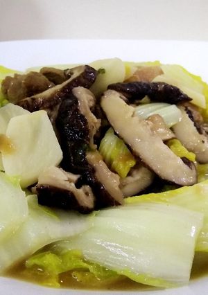 花菇燴娃娃菜 的食譜成品照片