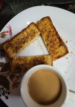 A picture of 10 min garlic bread.