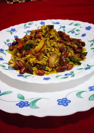 A picture of Chivda.